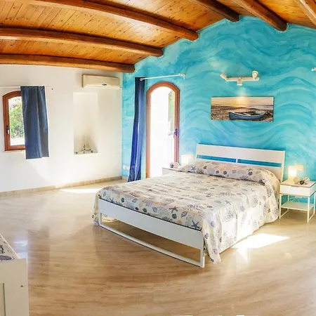 Bed & Breakfast Borgo Marino *
