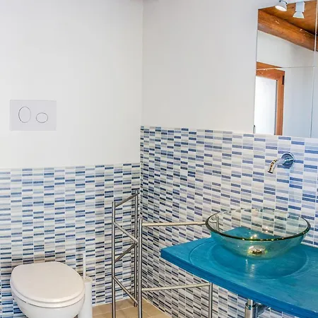 Bed and Breakfast Borgo Marino *