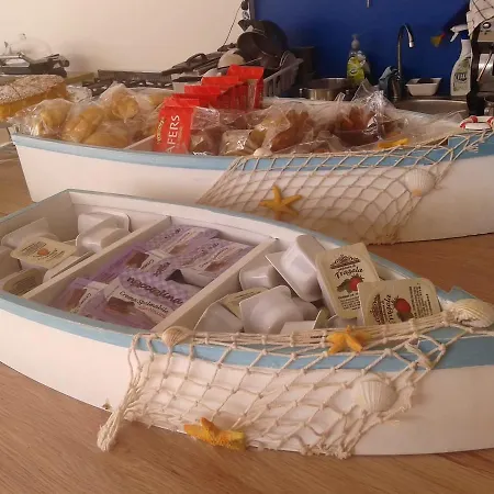 Bed and Breakfast Borgo Marino